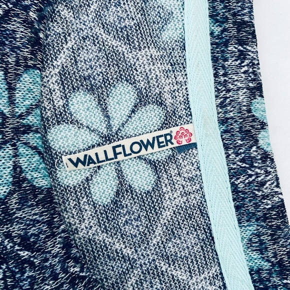 Wallflower Blue Floral Long Sleeve Tee - Picture 6 of 9